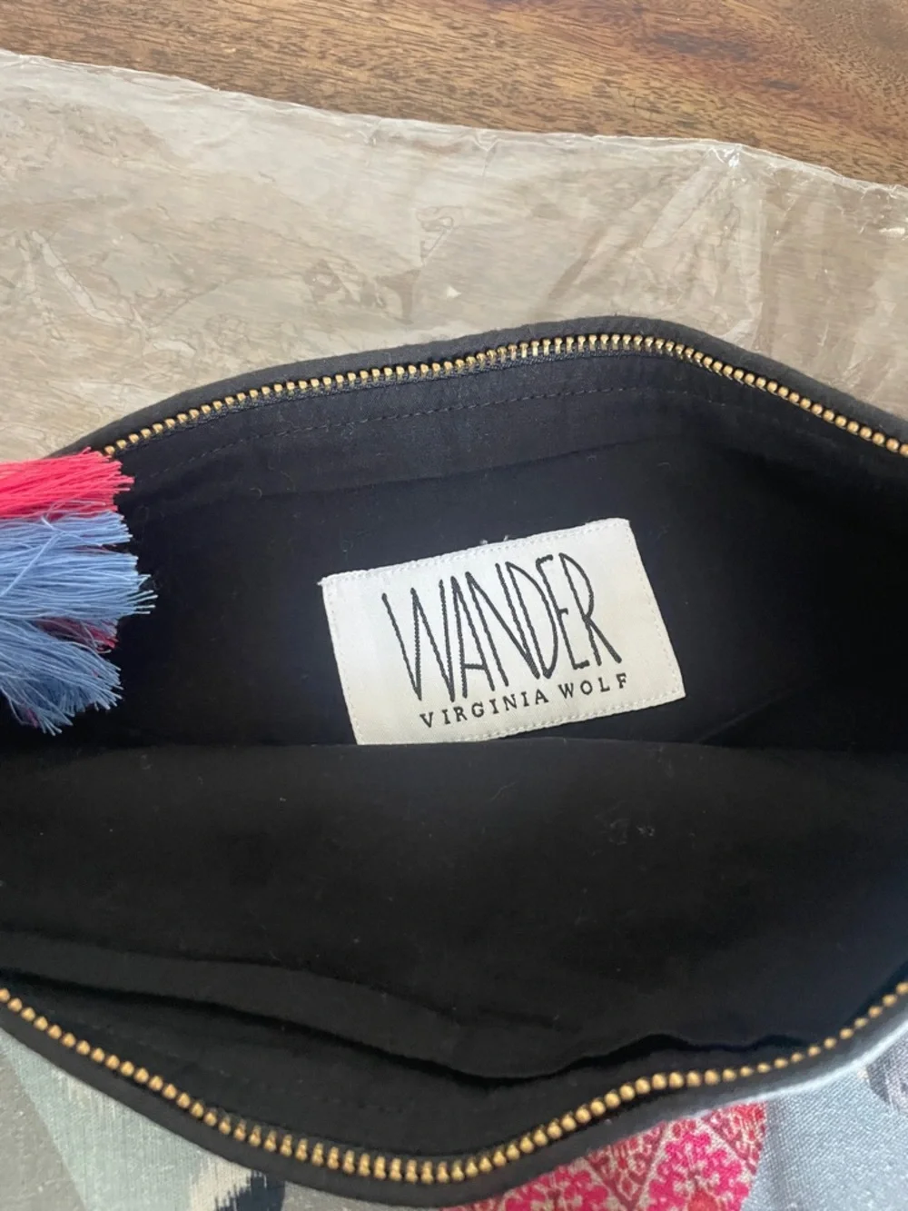 Wander by Virginia Wolf grey GYPSY Canvas Pouch with Pink and Blue Tassel - Picture 2 of 4